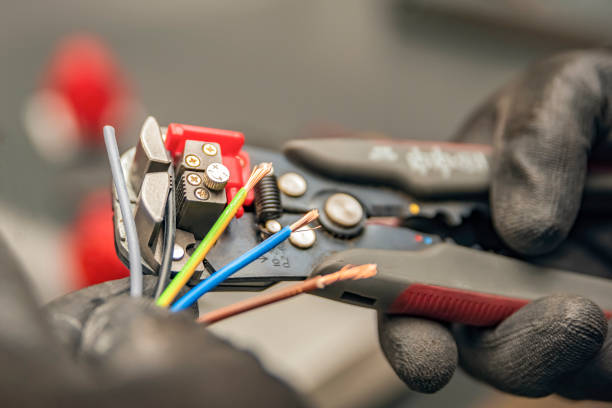 Best Circuit Breaker Repair  in Omaha, TX